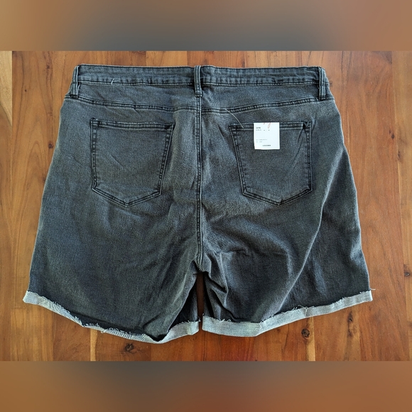 NWT Vigoss Marley Mid rise short size 20W - Picture 3 of 11